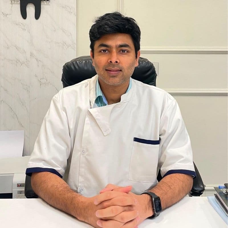 Dr Kanav J, Endodontist at Aarogyam Dental Clinic, Rajkot